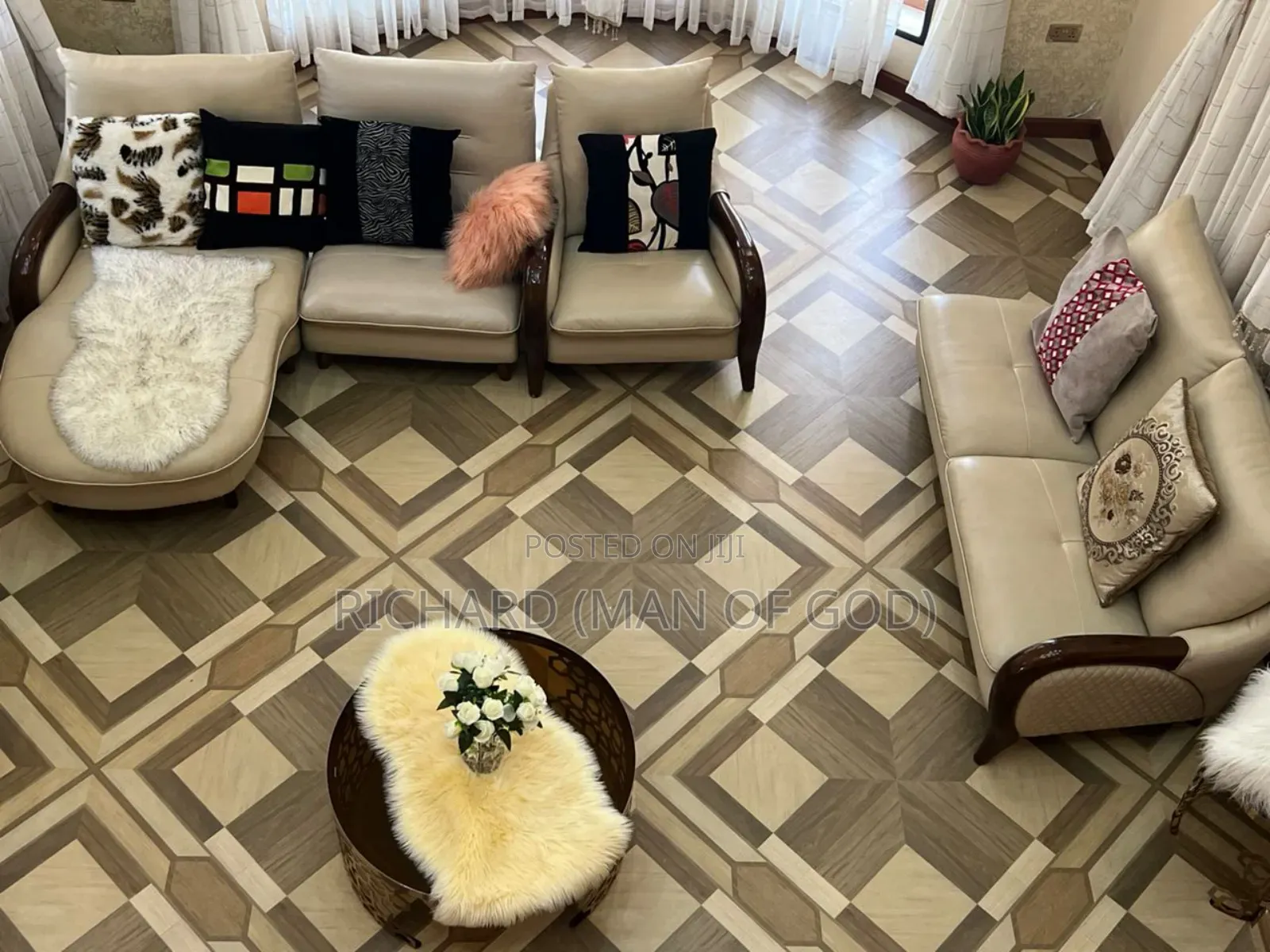 Furnished 6bdrm Bungalow in Central Business Area for rent