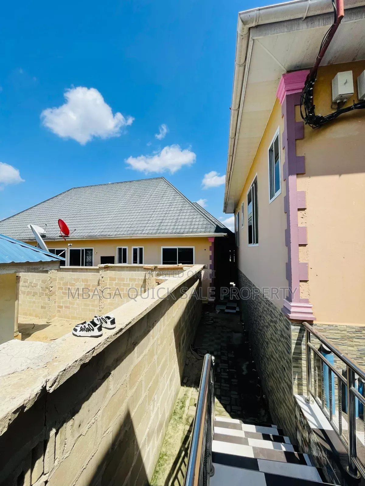 7bdrm Apartment in Mbezi Msuguri, Goba for sale
