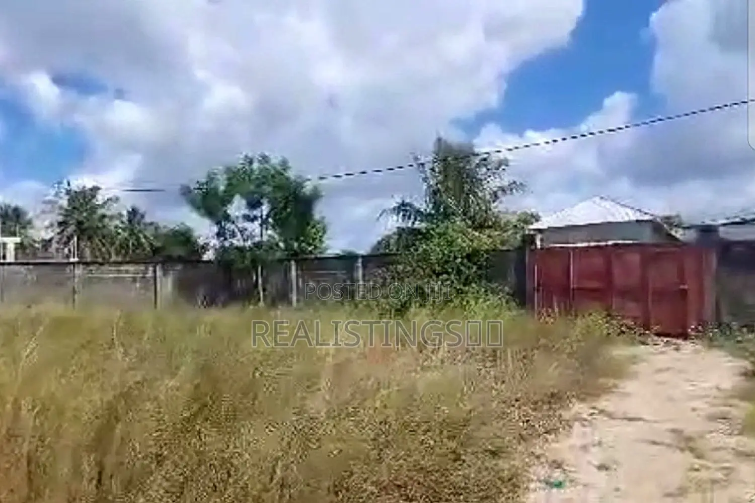 Kigamboni: 3 Acres Plot/Yard for Sale - Dar