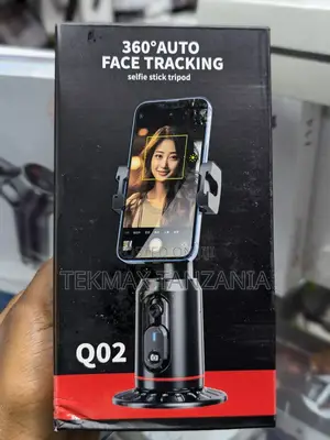 Face Detection Selfie Tripod With Gimbal Stablelizer Q02