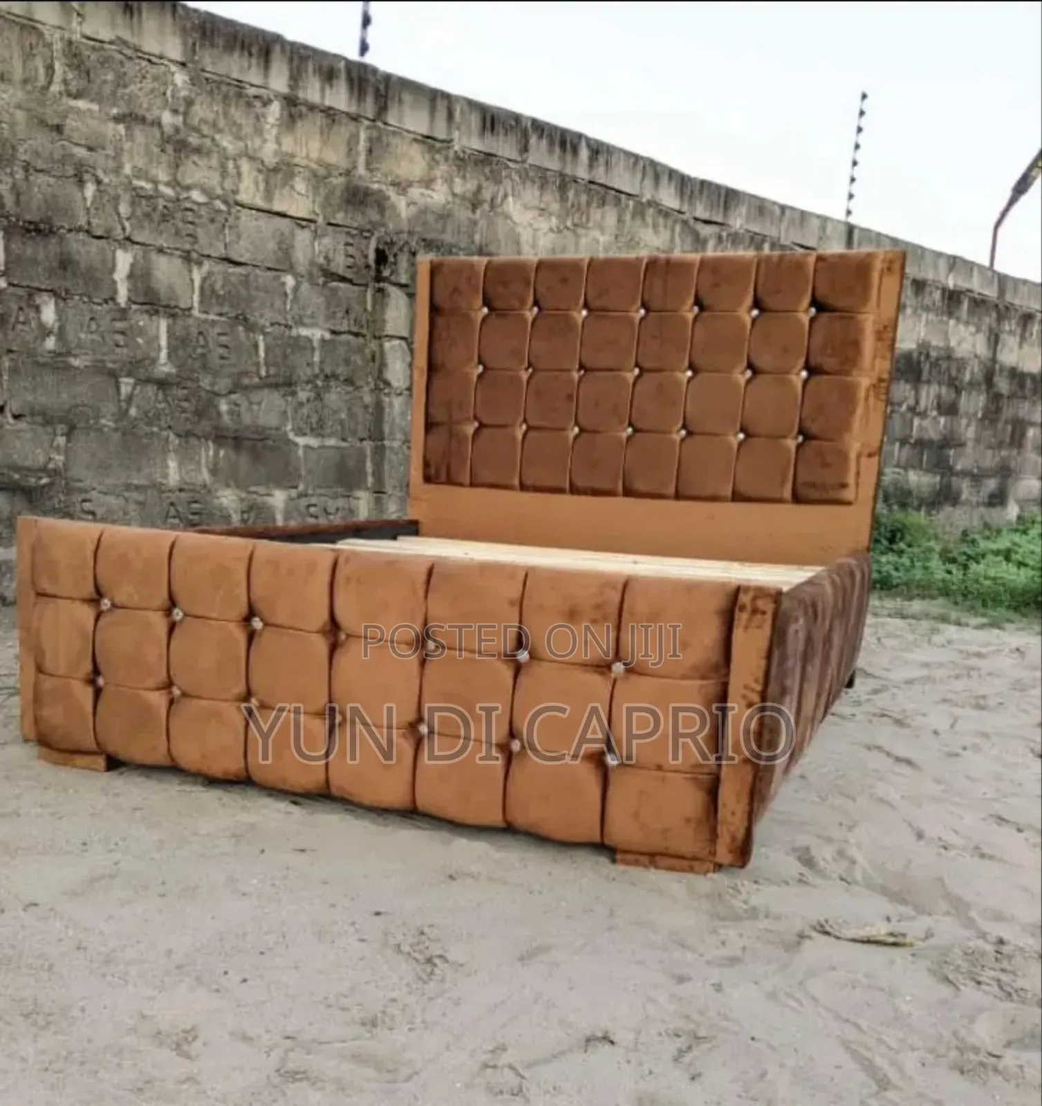 Bedsofa Classic Mpya