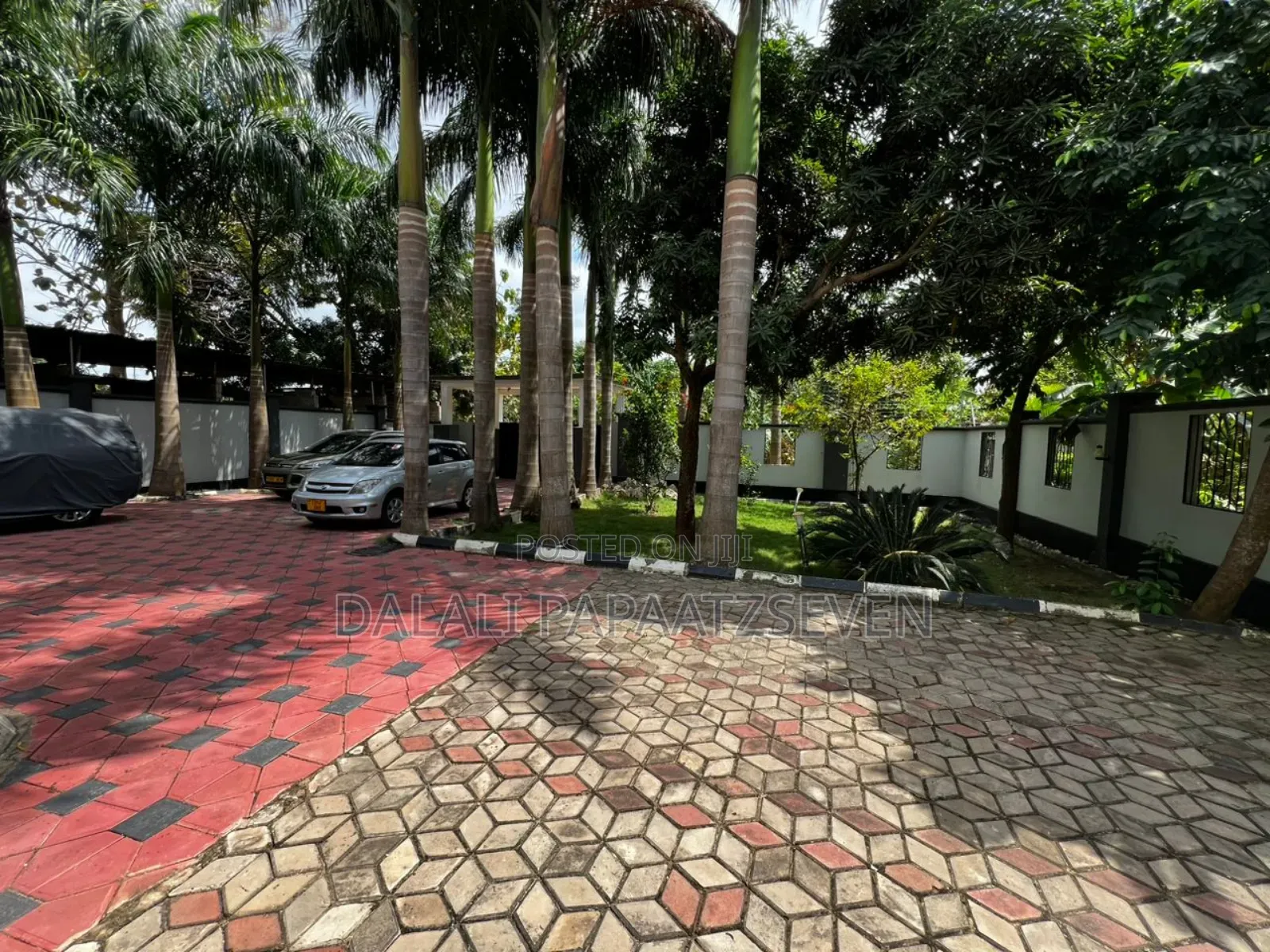 4bdrm House in Dalalipapaatzseven, Bunju for sale