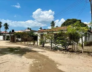 3bdrm House in Mikocheni for sale