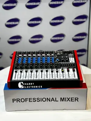  ORIGINAL YAMAHA PROFESSIONAL Powerful Music MIXER 8 Ch