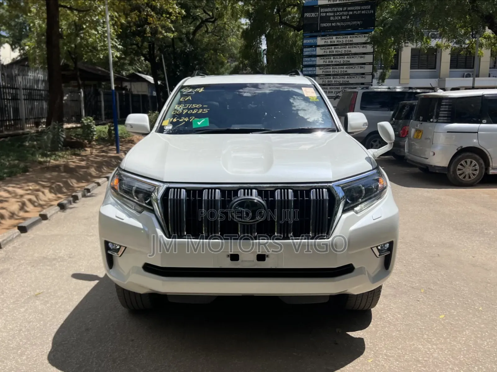 Toyota Land Cruiser Prado 2018 White