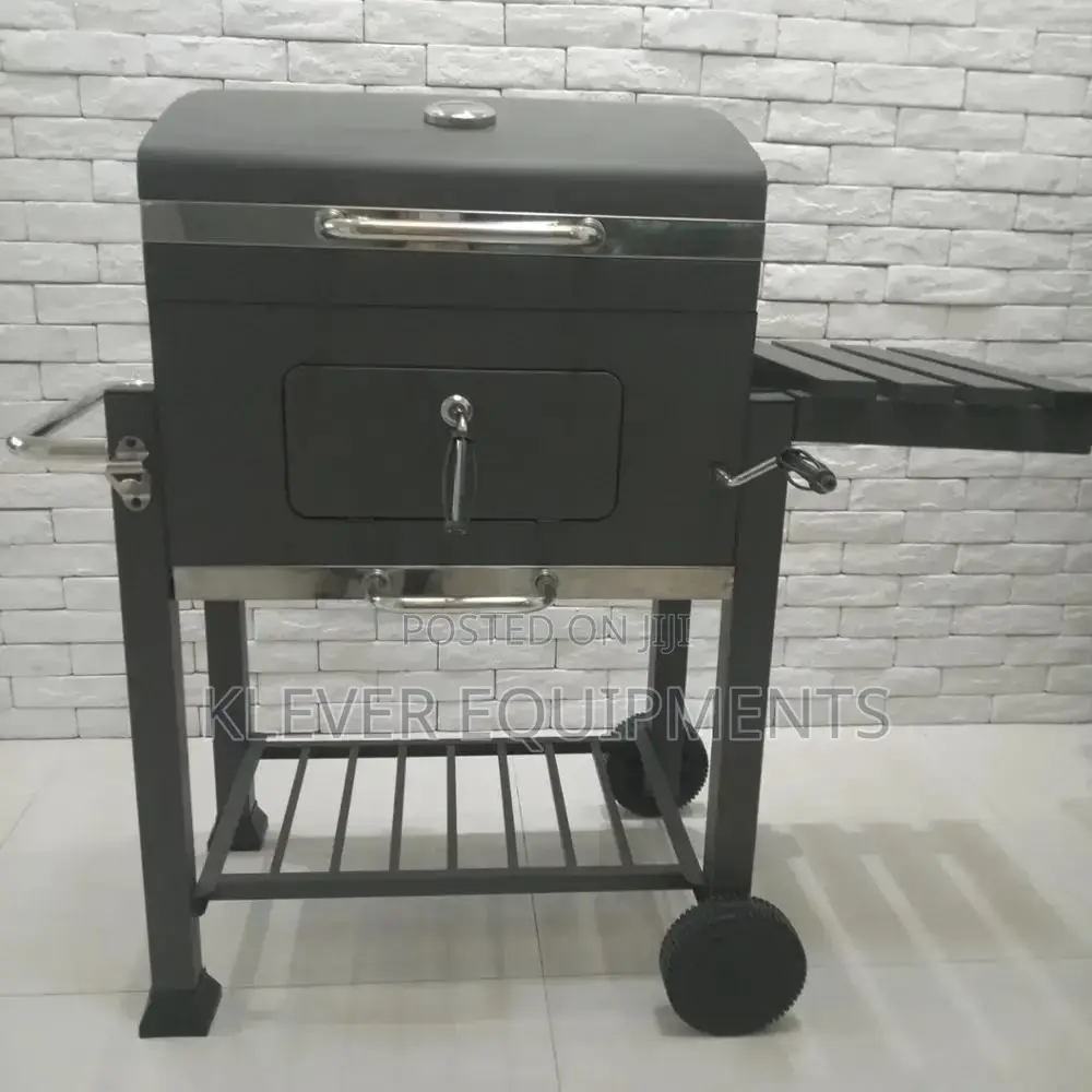 Charcoal BBQ Grill With Side Table