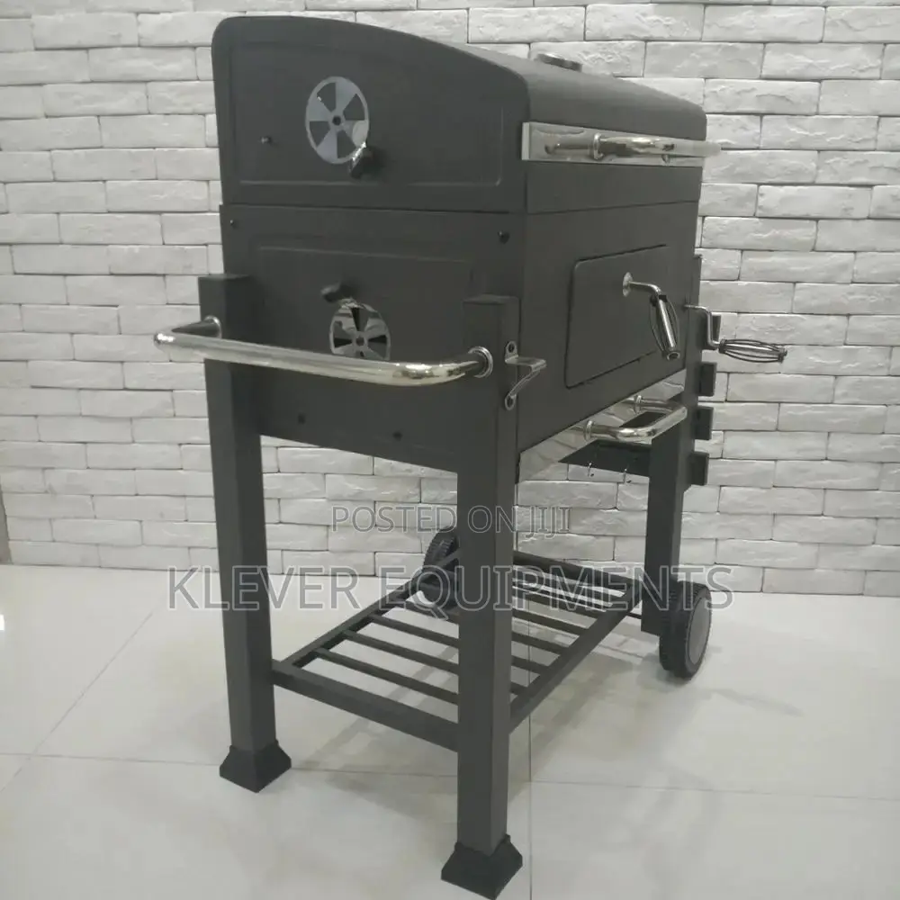 Charcoal BBQ Grill With Side Table