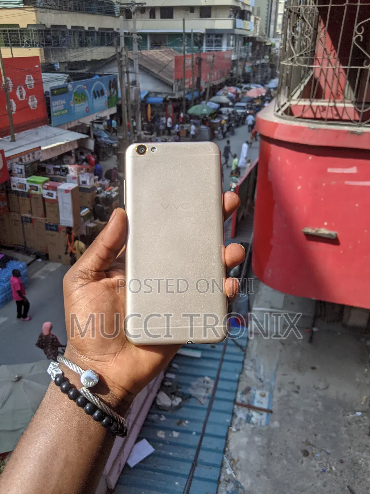 Vivo Y67 32 GB Silver