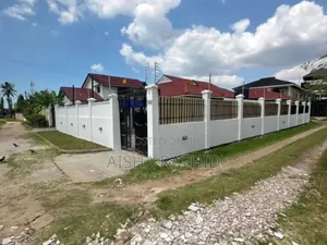 4bdrm House in Kinondoni for rent