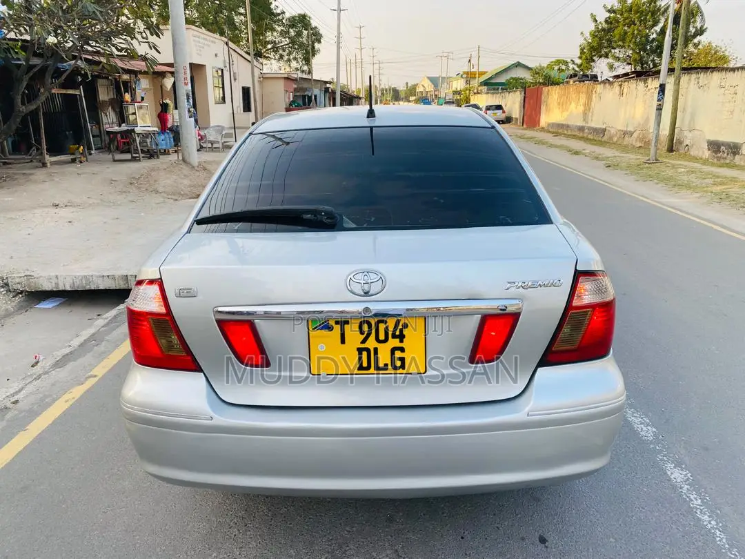 Toyota Premio 2004 Silver