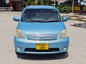 Toyota Raum 1.5 AWD 2003 Blue