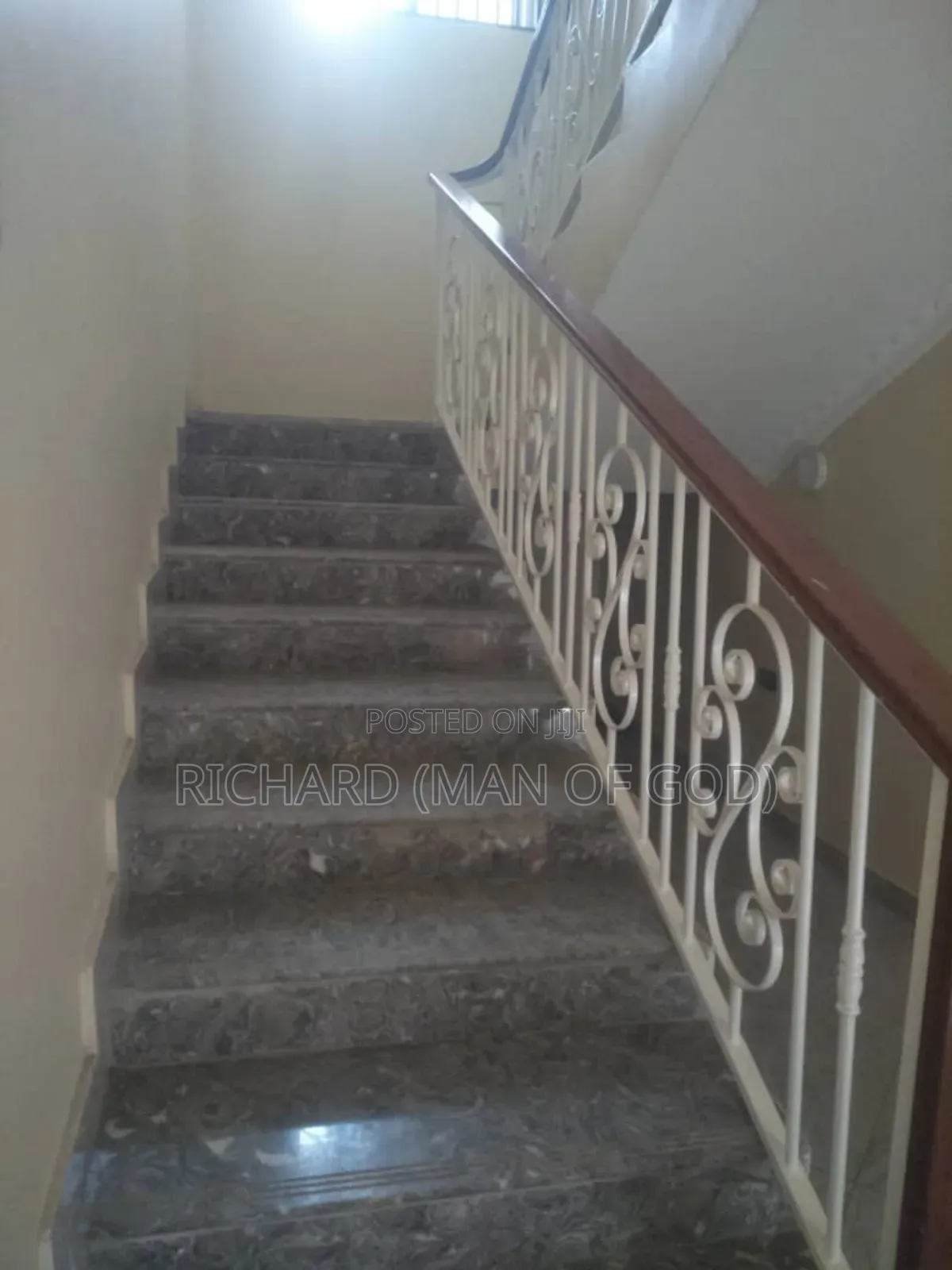 Furnished 5bdrm Villa in Central Business Area for rent