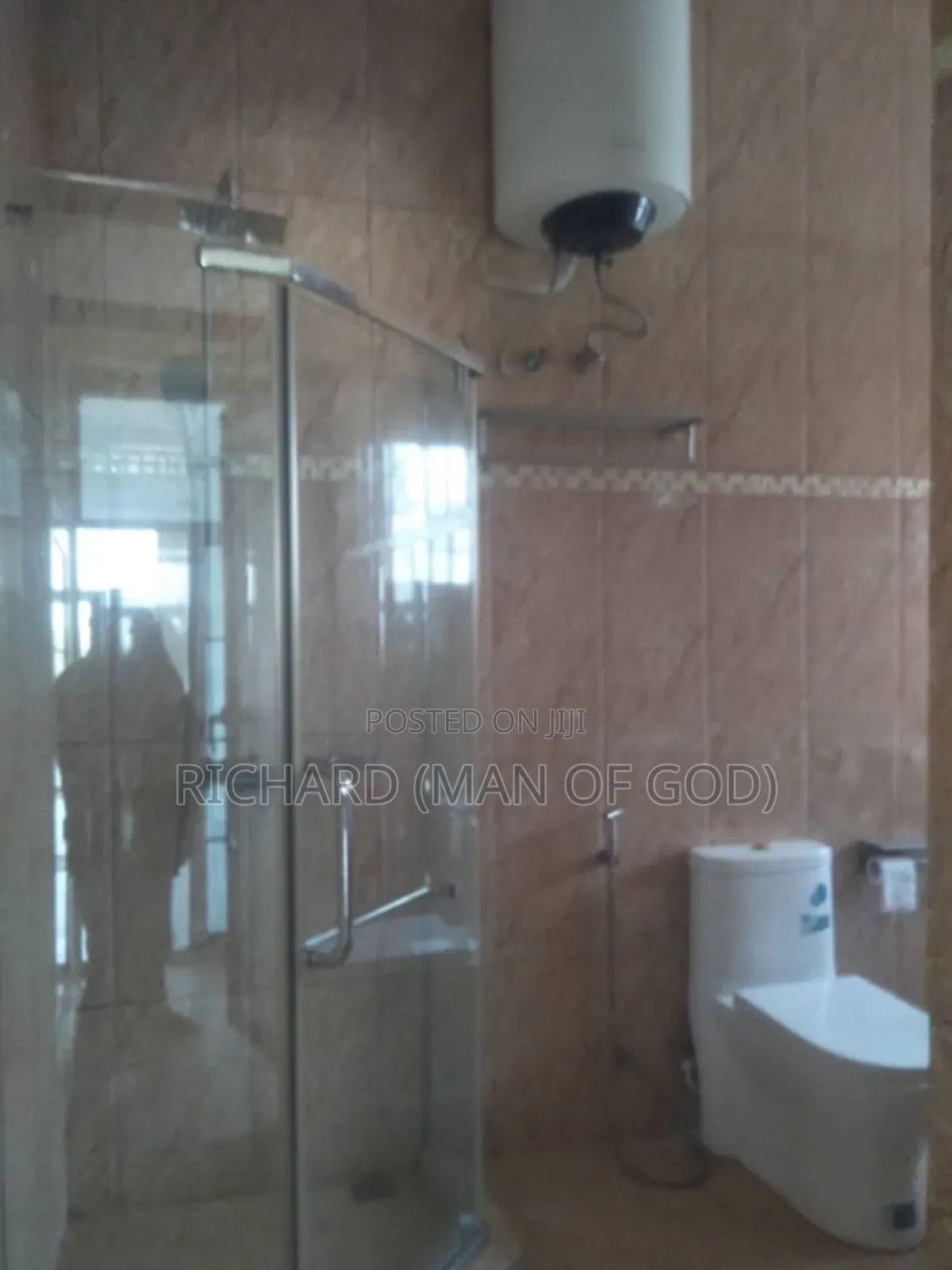 Furnished 5bdrm Villa in Central Business Area for rent