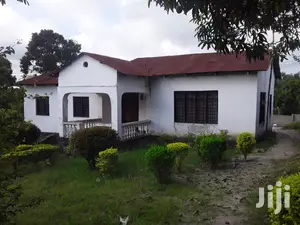 Furnished 3bdrm Townhouse/Terrace in , Kiluvya for sale