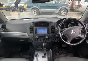 Mitsubishi Pajero 3.2 Di-D 2008 Gold