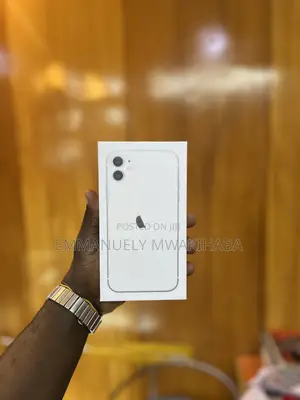New Apple iPhone 11 128 GB White