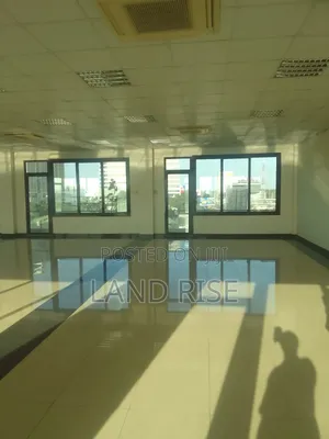 Office Space With 200 SQM in Makumbusho