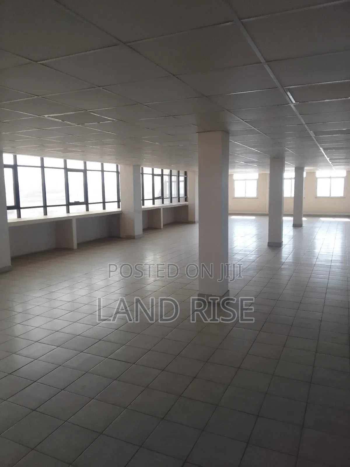 300 SQM Office Space in Tabata