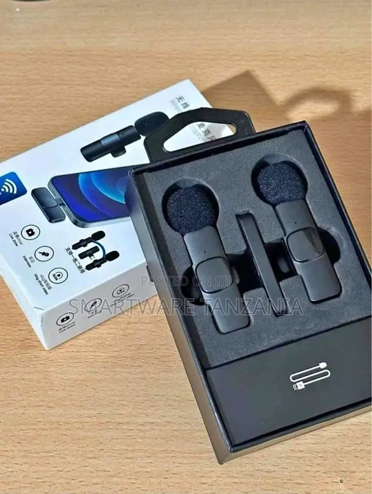 Wireless Microphone For iPhone Vlog, Live Stream, Youtube