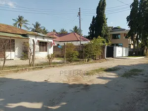 3bdrm House in Mikocheni for sale