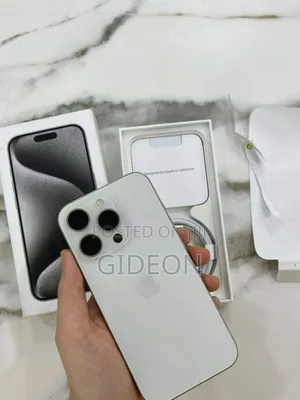 New Apple iPhone 15 Pro Max 512 GB White