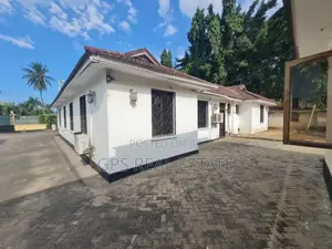 6bdrm House in Mikocheni B, Kinondoni for sale