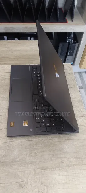 New Laptop HP Victus 16 16GB AMD Ryzen 5 SSD 512GB
