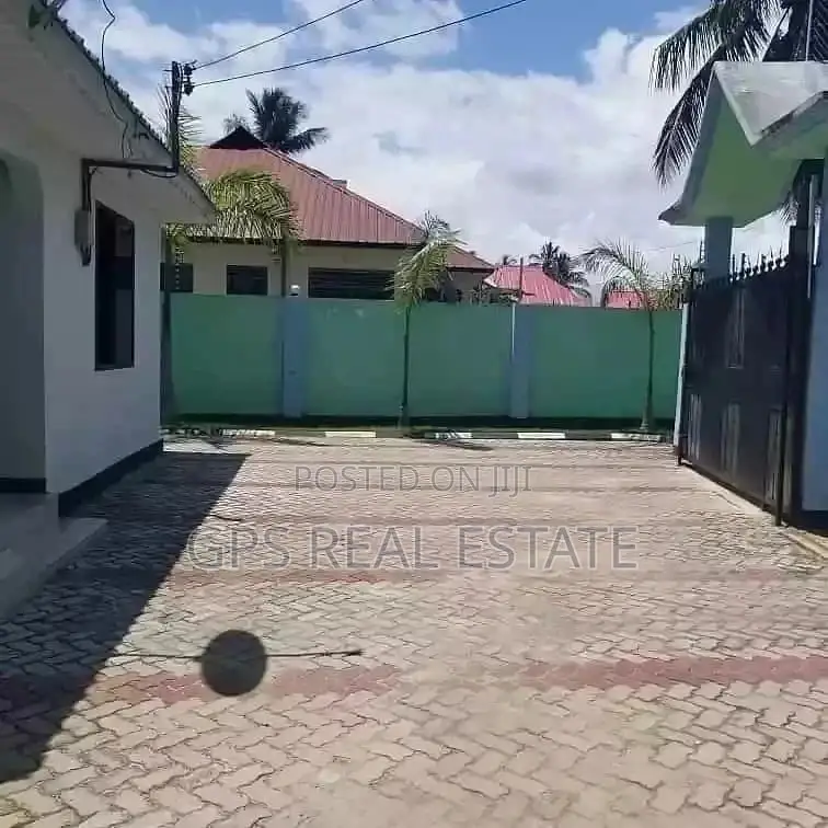 A Very Good House For Sale