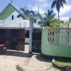 A Very Good House For Sale