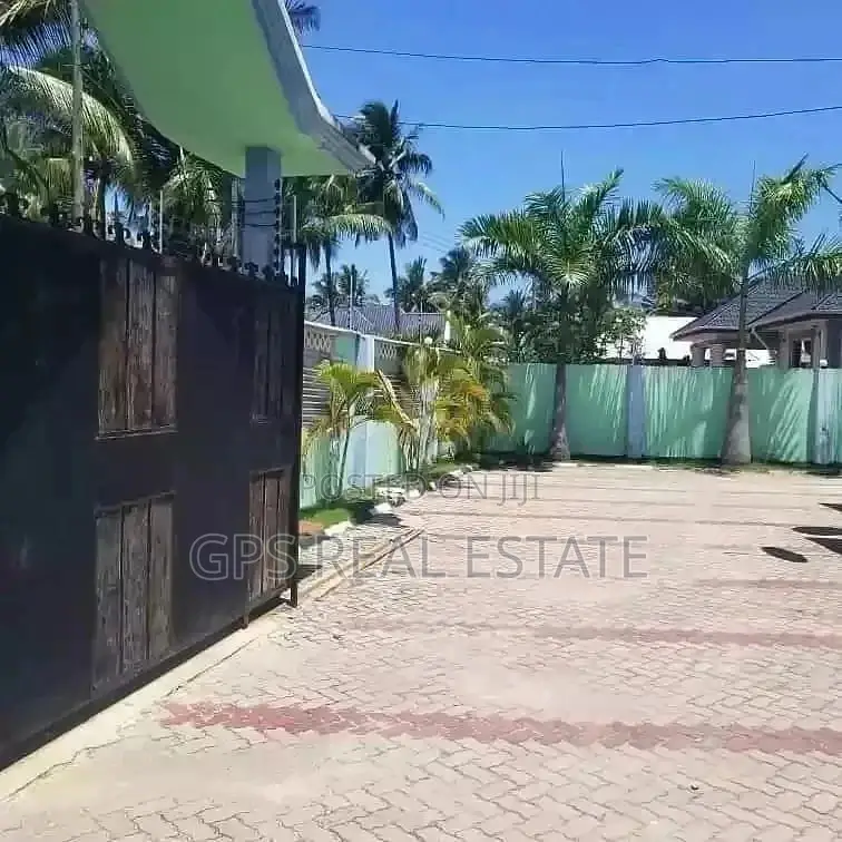 A Very Good House For Sale