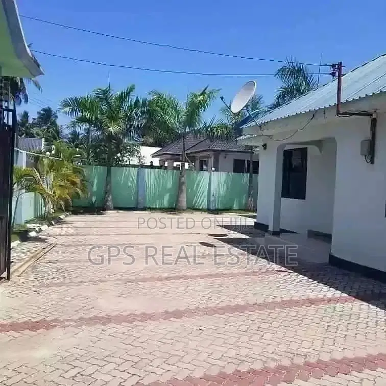 A Very Good House For Sale
