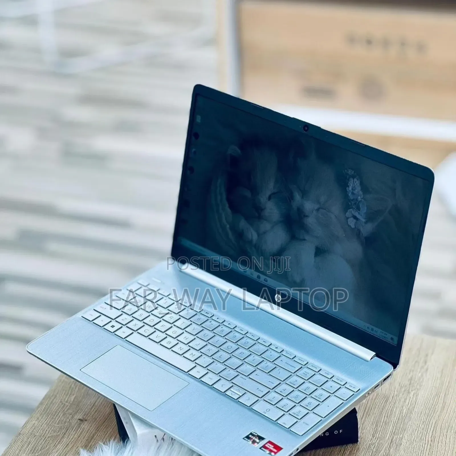 New Laptop HP 14S 8GB AMD Ryzen 3 SSD 256GB