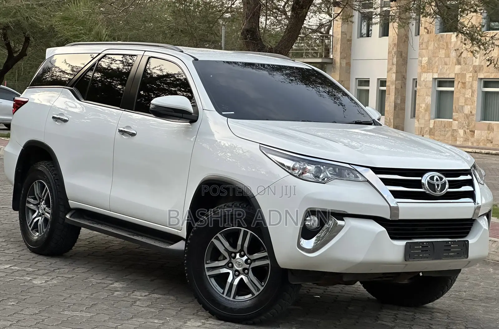 Toyota Fortuner 2.4 D RWD 2018 White