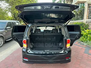 Toyota Corolla Rumion 2009 Black