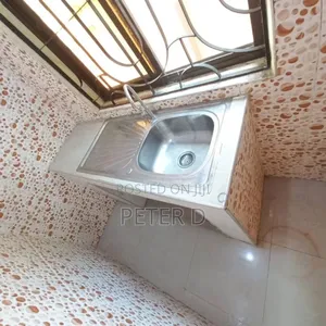 1bdrm Apartment in Kimara for rent