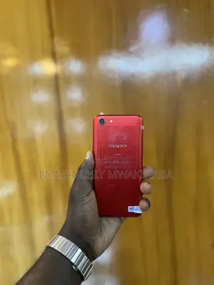 Oppo A83 128 GB Red