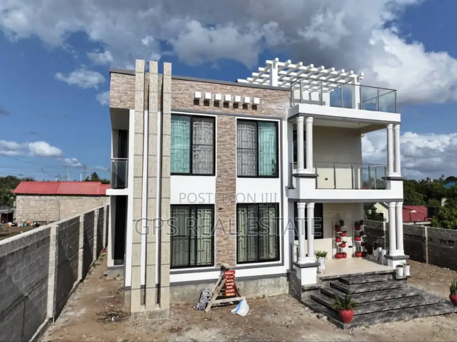 4bdrm House in Kibada, Kigamboni for sale