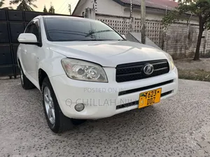 Toyota RAV4 2007 Pearl