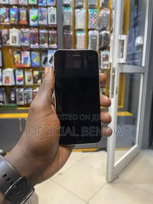 Apple iPhone 7 128 GB Gold