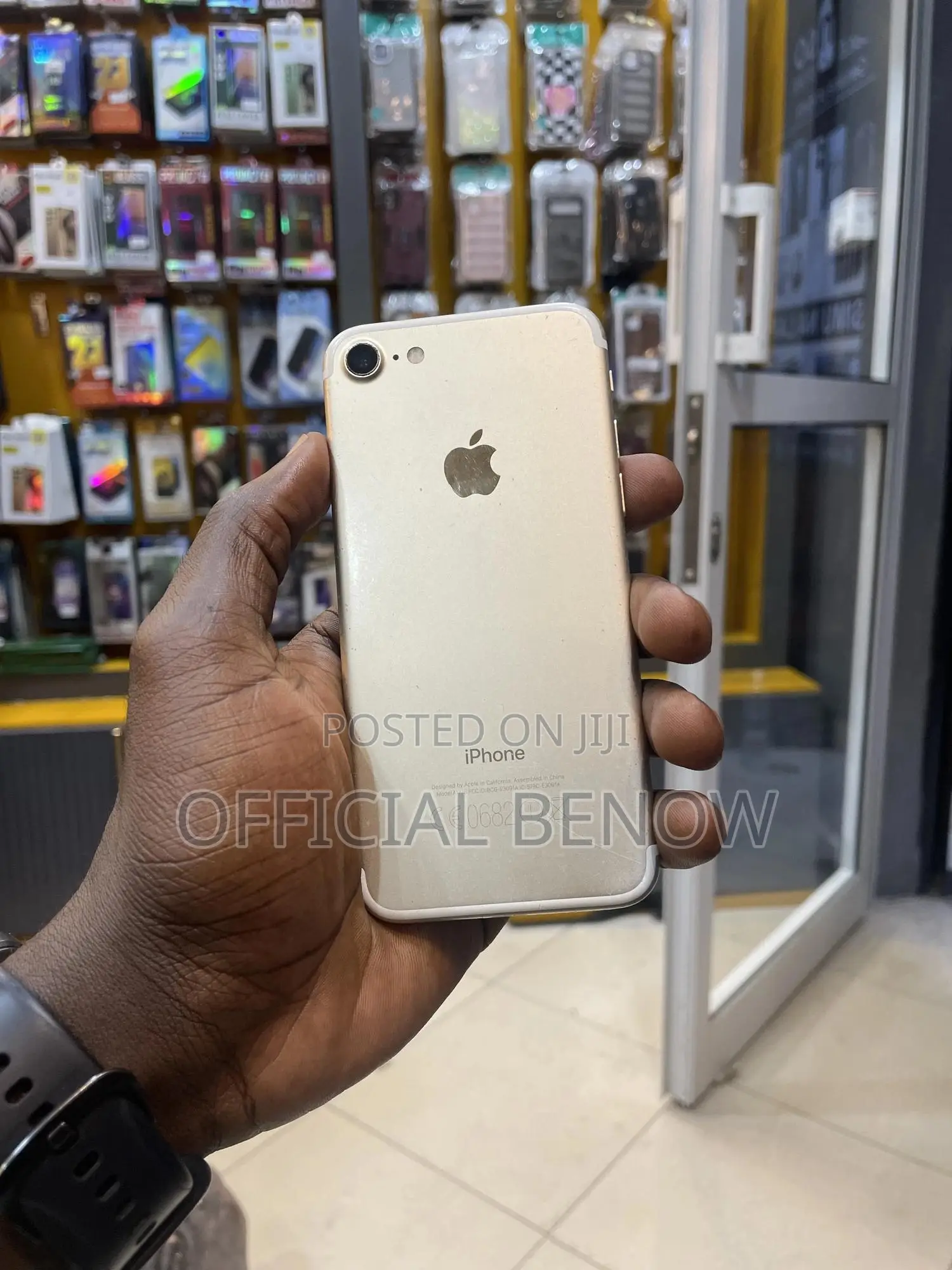 Apple iPhone 7 128 GB Gold