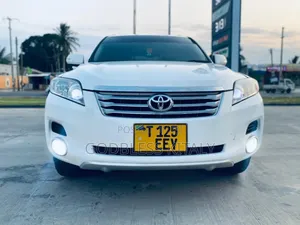 Toyota Vanguard 2008 White