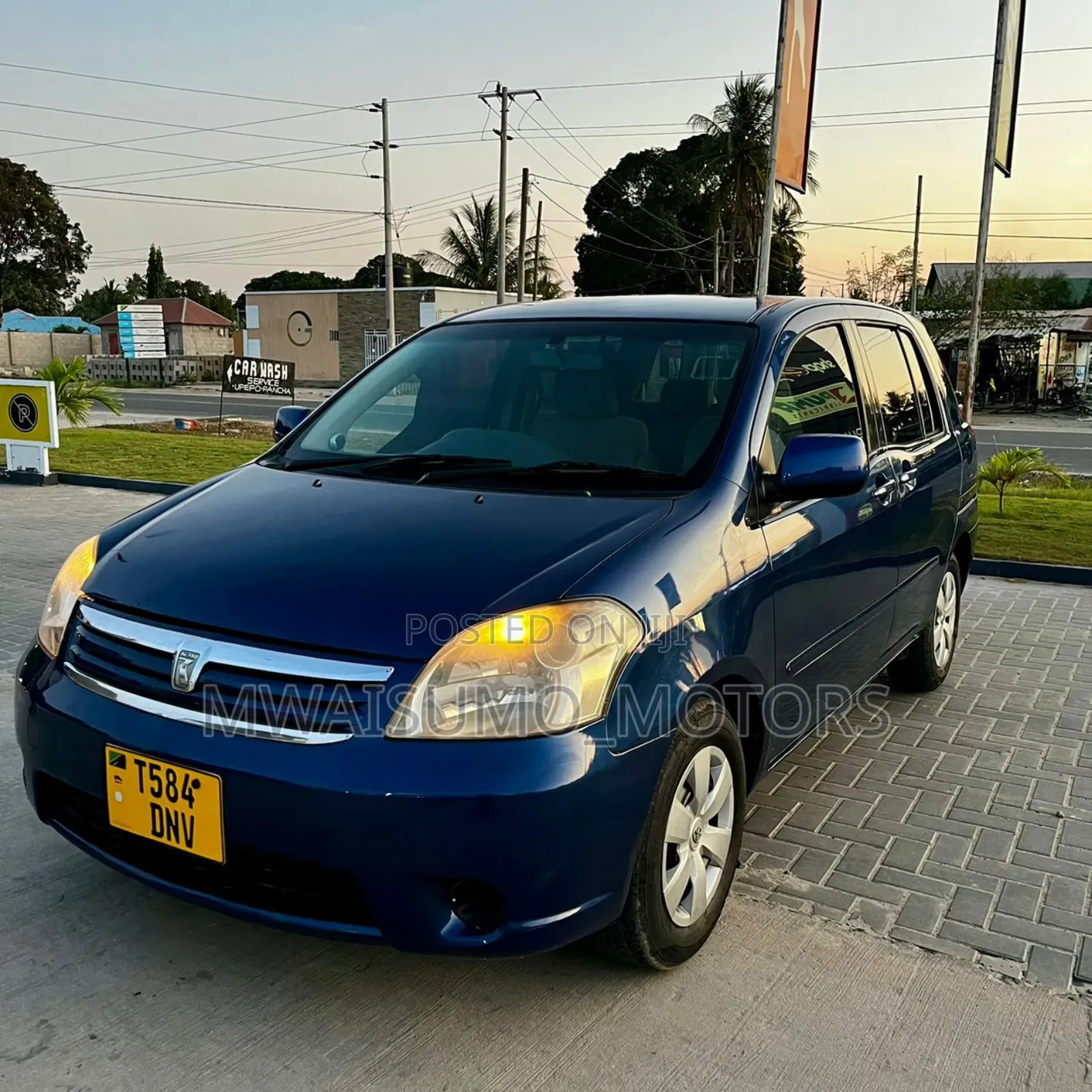 Toyota Raum 2004 Blue