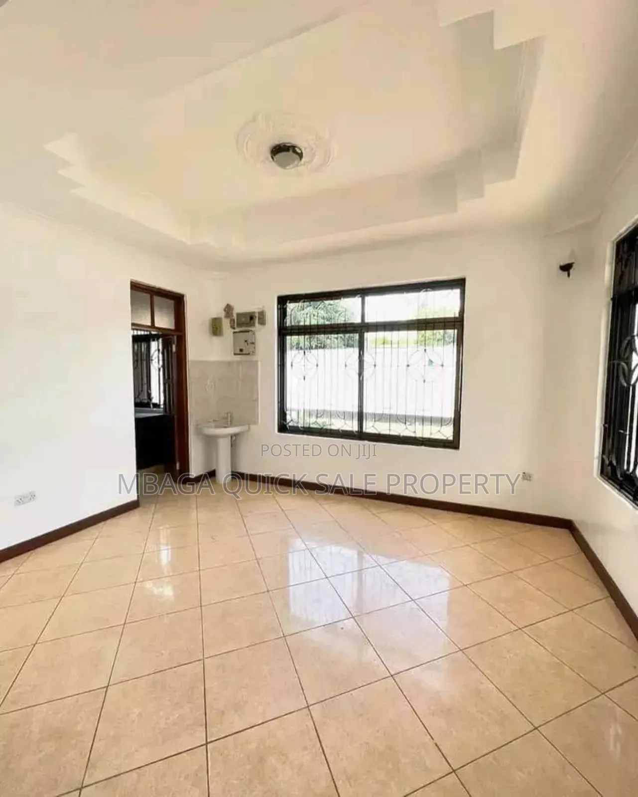 3bdrm House in Mikochen, Mikocheni for rent
