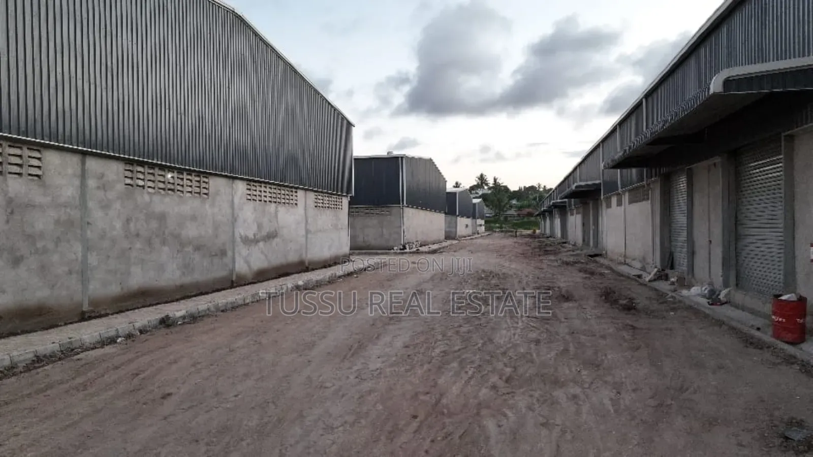 Warehouse for Rent Tegeta Nyuki SQM 2000/for 10m