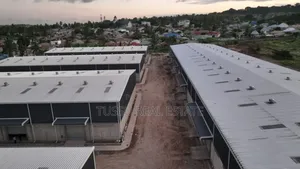 Warehouse for Rent Tegeta Nyuki SQM 2000/for 10m