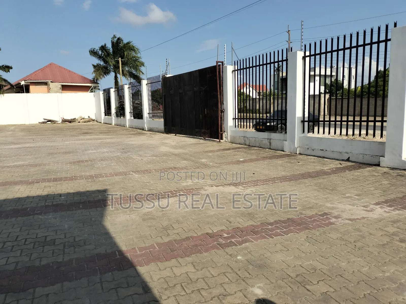 Warehouse for Rent at Bunju Moga