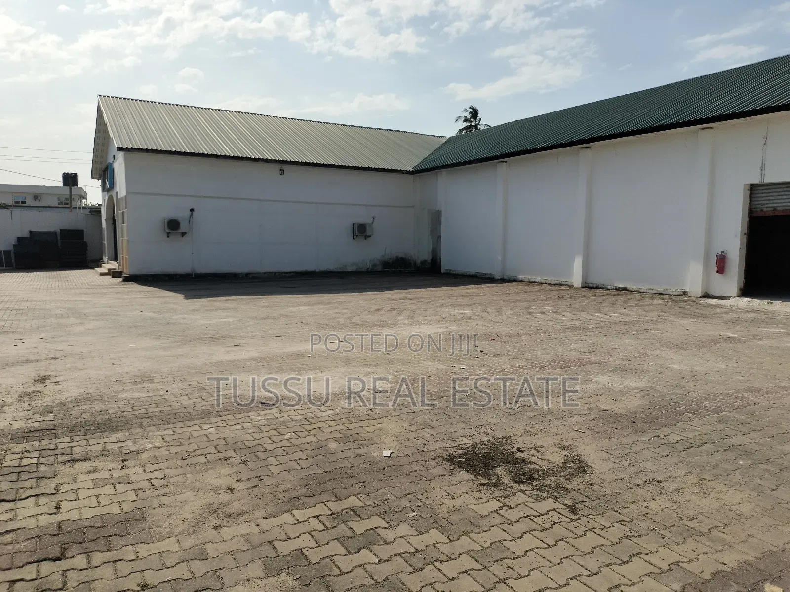 Warehouse for Rent at Bunju Moga