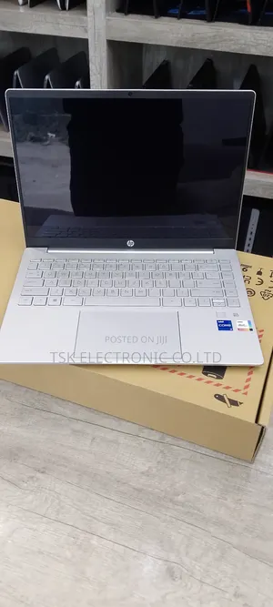 New Laptop HP Pavilion 14 16GB Intel Core I7 SSD 512GB