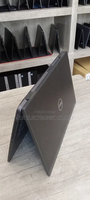 Laptop Dell Latitude 7420 32GB Intel Core I7 SSD 512GB