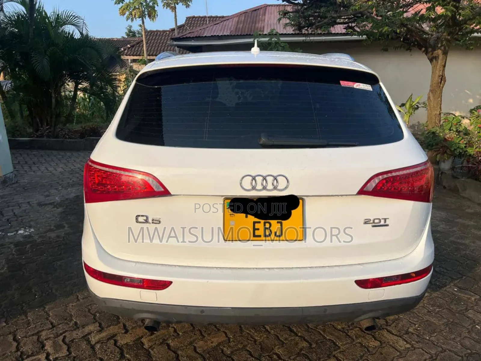 Audi Q5 2011 Off white